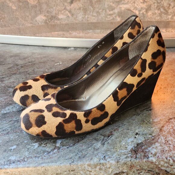 Stuart Weitzman Animal Print Ponyhair Wedge Pumps Size 8.5M - Picture 9 of 16